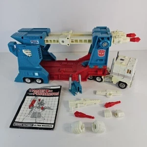 Vintage 1985 Transformers G1 Autobot Ultra Magnus 100% Complete W/ Rubber tires - Picture 1 of 11