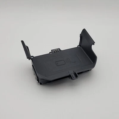 2021 2022 2023 BMW 530i G30 BATTERY WIRELESS CHARGING PAD CONTROL MODULE OEM - Image 1 of 4
