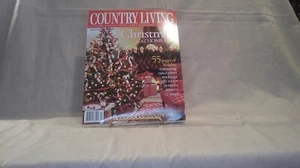 Country Living, December 2001, Christmas at Home, Recreate our Candy Cane Tree - Imagen 1 de 2