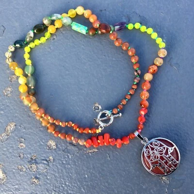 Artsan Boho Anudado Collar Hamsa Mano Rojo Ágata Colgante Cuentas Mezcladas Arco Iris Foto 1 de 4