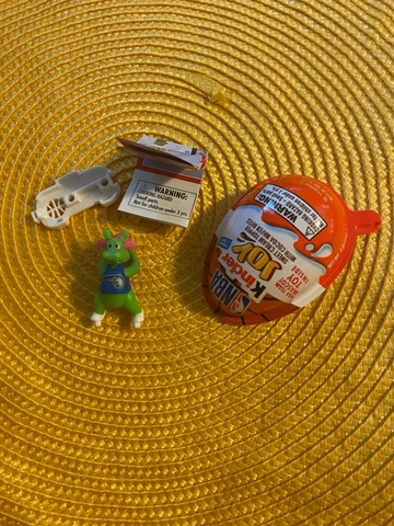 Orlando Magic Kinder Joy Mascot Cover