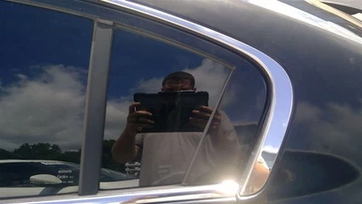 Vidrio de ventilación de puerta trasera izquierda conductor sedán para Nissan Altima 07-12 Foto 1 de 4