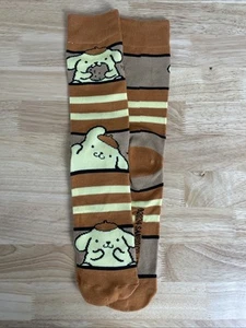 Calcetines Hello Kitty & Friends Kawaii Pompompurin Rayas Amarillos Sanrio Para Hombres Crew - Imagen 1 de 3