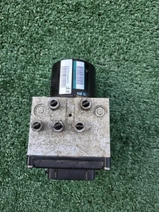 2007-2010 Silverado , Sierra 2500 3500 ABS Control Pump Module 6.6 Turbo Diesel - Picture 1 of 10