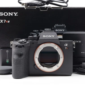Sony a7R IV A A7R4A ILCE-7RM4A sin espejo (contador de obturador: 13954) [casi como nuevo] #4719TH - Imagen 1 de 12