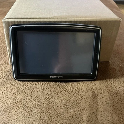 Tom Tom XXL Car GPS Navigation System Touch Screen (N14644) Screen Only - Image 1 of 4
