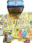 Lot de cartes Pokémon avec plus de 200 cartes WOTC et première édition avec boîte à lunch vintage