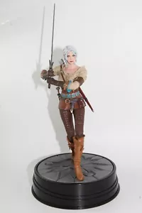 THE WITCHER 3 WILD HUNT DARK HORSE DELUXE SERIES 1 CIRI FIGURA 20 cm. - Imagen 1 de 6