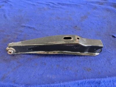 2010-2015 Chevrolet Camaro SS Driver or Passenger Rear Lower Control Arm  - Imagem 1 de 4