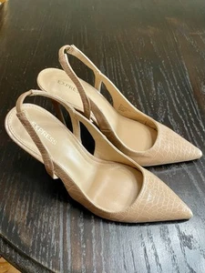 Size 8 Nude/Tan Pointed-Toe Snakeskin Heels Express Brand - Picture 1 of 3