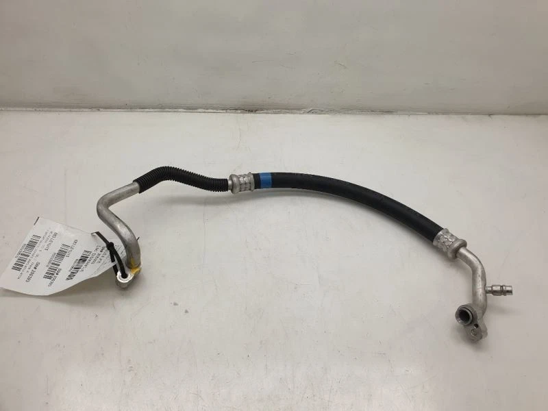 15 mangueiras de sucção CA Lexus RC350 88712-30360 - Imagem 1 de 4