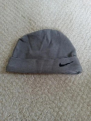 Nike Infant Beanie/6m - Image 1 of 3