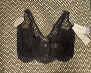Triumph Black Lace Bra 32F Rrp £40 - Picture 1 of 3