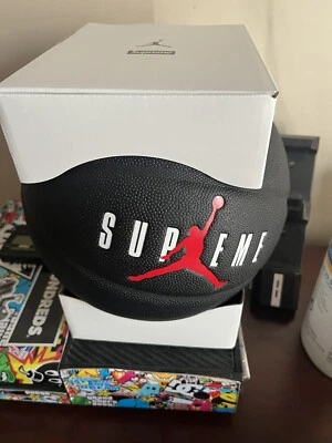 Supreme X Jordan Baloncesto 2024 - Jordan X Supreme Negro Baloncesto 2024 Nuevo Foto 1 de 4