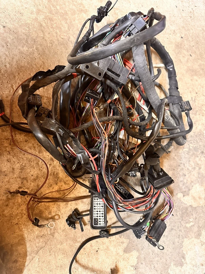 Telar arnés cableado motor mercedes-benz w124 300d 1244409805 diésel Foto 1 de 1