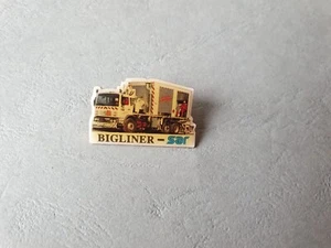 Pin's TRANSPORT / CAMION / TRUCK - Camion renault Bigliner SAR - Picture 1 of 12