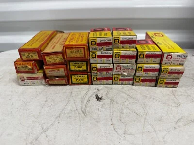 Lote de 23 resistencias dividohmios ohmios y supresor parásito 75 vatios, 0,866 amperios Foto 1 de 4