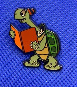 2003 Vtg Toby Tortoise and the Hare Limited Edition 1500 Christmas Disney pin - Picture 1 of 4