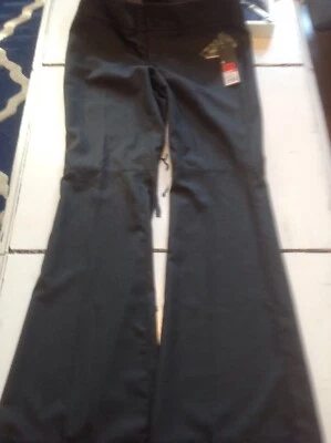 Pantalones de vestir Mossimo para damas talla 4 grises, acampanados, nuevos con etiquetas, elásticos, venta al por menor de $24.99 Foto 1 de 4