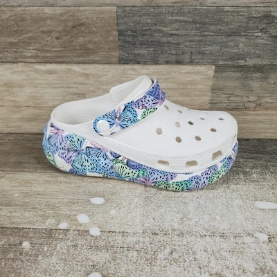 Crocs Classic Crush Butterfly Clog Womens Sz 5 Comfort White Rubber Slip On Bold - Image 1 of 4