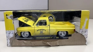 M2 Machines 1973 Chevrolet Cheyenne 10 R93 Yellow Diecast Model Truck 1/24 - Picture 1 of 8