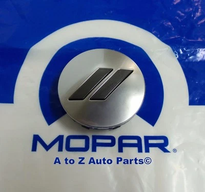 NEW 2016-2023 Dodge Challenger, Charger SILVER W/Logo Wheel Center Cap,OEM Mopar Foto 1 de 4