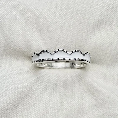 James Avery White Enamel and Sterling Silver Scalloped Stacker Ring Size 6.0 - Image 1 of 4