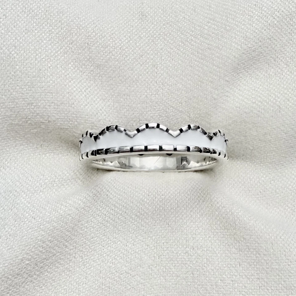 James Avery White Enamel and Sterling Silver Scalloped Stacker Ring Size 6.0 - Image 1 of 4