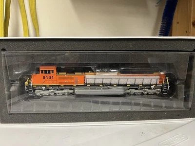 Athearn Genesis HO ATHG68512 SD70ACe BNSF 9131 - DCC-Ready - Image 1 of 3