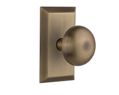 Warehouse Studio Plate & New York Round Door Knob - Image 1 of 2