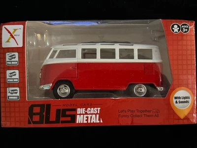 Die Cast Metal Bus Pull Back Openable Doors Model Bus With Lights & Sounds - Image 1 of 4