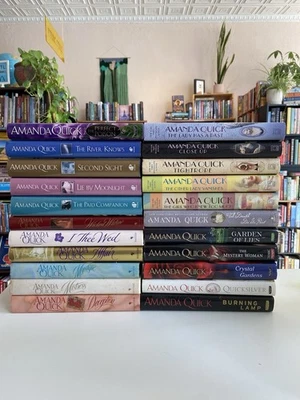22 Amanda Quick Novels Hardcover Romance Suspense Mystery Lot - image 1 of 2