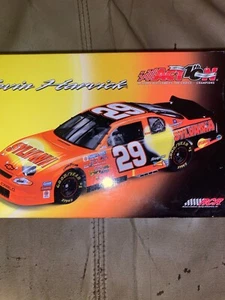 Acción Kevin Harvick #29 Sylvania 2002 Monte Carlo escala 1:24 Nascar - Imagen 1 de 7