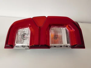 TOYOTA HILUX 2022-2023 TAIL LIGHT RIGHT 815500K500 - Picture 1 of 6