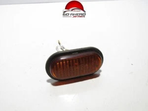 RENAULT MEGANE 96-03 FRONT INDICATOR REPEATER LIGHT LEFT OR RIGHT - Picture 1 of 4
