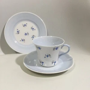 Shelley Teacup Trio Set Blue Charm Pattern Dorothy Shape - Picture 1 of 17