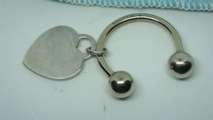 TIFFANY & CO KEY HOLDER with HEART FOB, POUCH ORIGINAL BOX - Picture 1 of 4