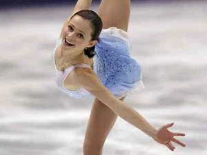 PANDORA HOLIDAY MOMENTS ON ICE - 2 DVDs, Sasha Cohen, Brian Boitano ~ FOREIGNER - Picture 1 of 8