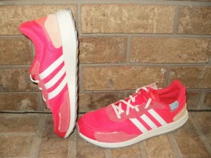 New Adidas Retrorun Running Shoe EG4220 Red-White ll B/MSRP $80 - Picture 1 of 5