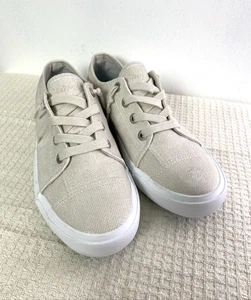 Blowfish Malibu Sneakers Maxine Damengröße 9M beige weiß Schuhe Schnürschuhe zum Überziehen - Bild 1 von 12