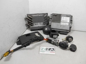 Keys ECU Kit Dacia Sandero 1.4 B/LPG 55kw 75cv K7J A7 2010 8200856659 - Picture 1 of 8