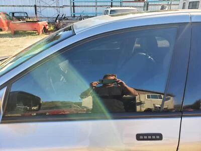 Puerta delantera derecha vidrio/ventana (tinte solar AS2) 2000-2006 Lincoln LS Foto 1 de 4