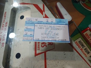 1990 Tampa Bay Buccaneers Ticket Stub Detroit Lions - Barry Sanders 9/23/90 - Picture 1 of 2