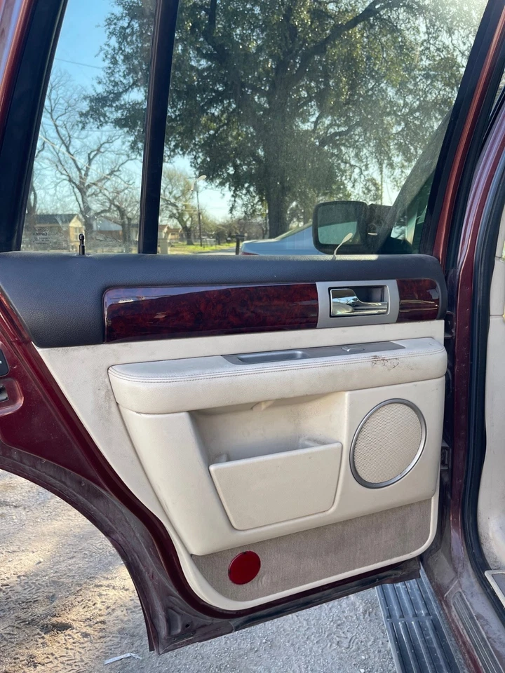 Lincoln Navigator 2003 2004 2005 2006 puerta trasera izquierda pasajero panel interior Foto 1 de 1