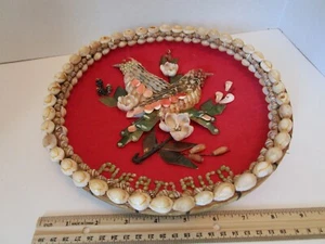 Vintage Puerto Rico Shell Art of Bird in Wooden Wicker tray Souvenir Preowned - Picture 1 of 8