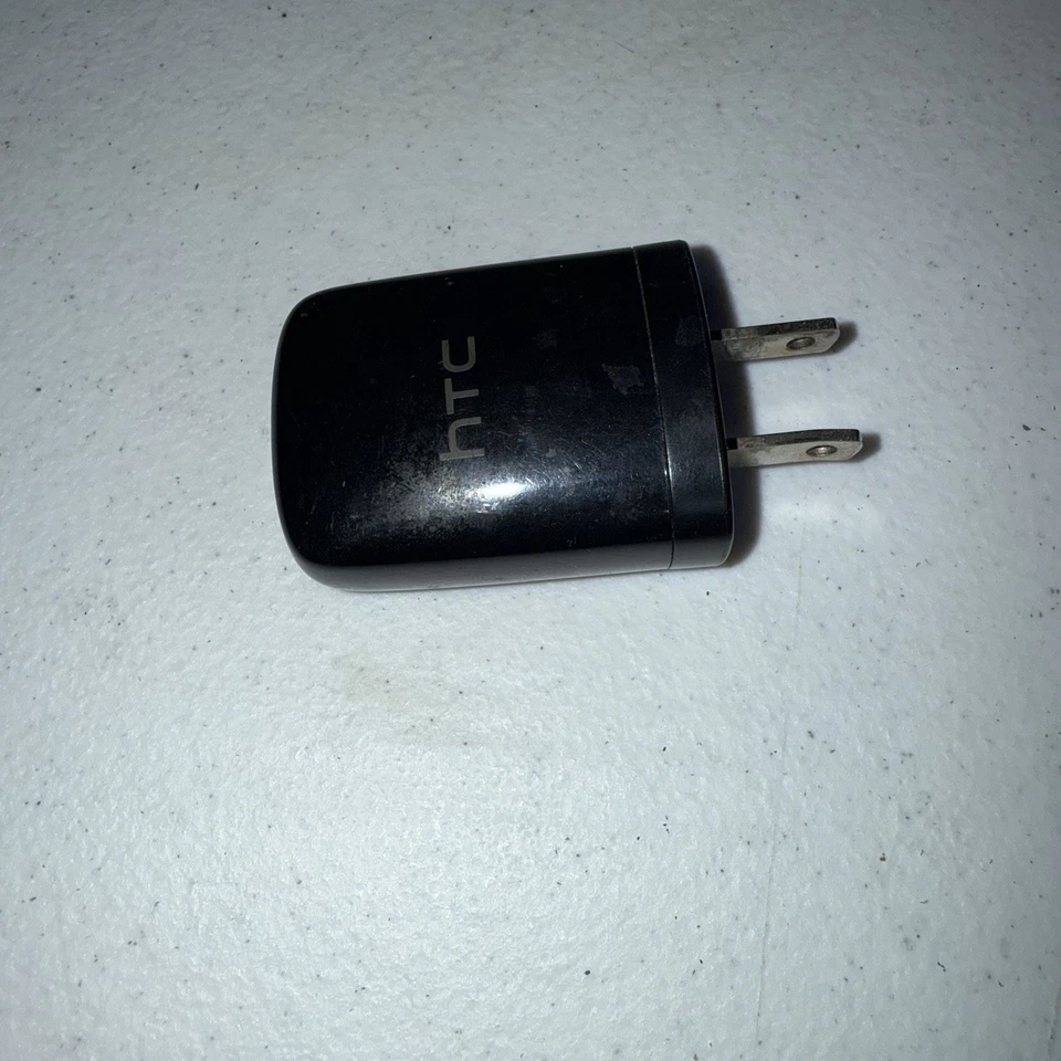 ORIGINAL HTC HOME CHARGER TRAVEL WALL AC POWER ADAPTER - Image 1 of 3