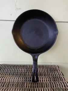 Vintage Wagner Ware Gusseisen 9 Zoll Koch Pfanne # 1386D Daumengriff Gießen 1386 - Bild 1 von 12