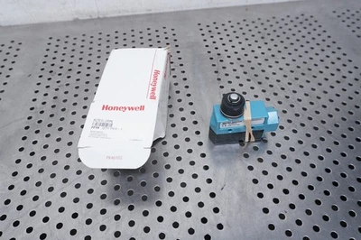 Interruptor de límite de microinterruptor Honeywell BZE6-2RN18, 1NO / 1NC, estilo no enchufable, NUEVO Foto 1 de 4