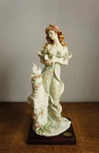 Giuseppe Armani Florence Statue Lady Doves 0950C Figurine Sculpture Capodimonte - Picture 1 of 10