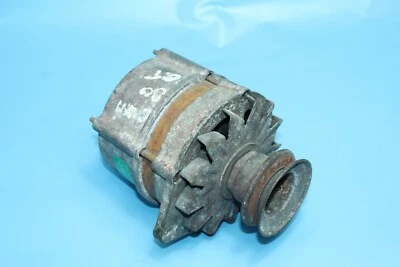 Alternator 0120489966 VW Passat 32B/Audi 80 100/14V 45A/068903025C - Image 1 of 3